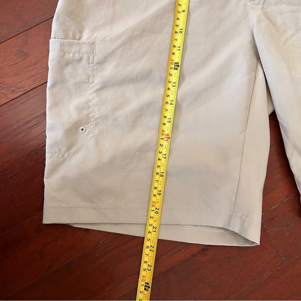 Columbia PFG Cargo Shorts Men’s Size 34 Beige 10” Inseam Fishing Performance